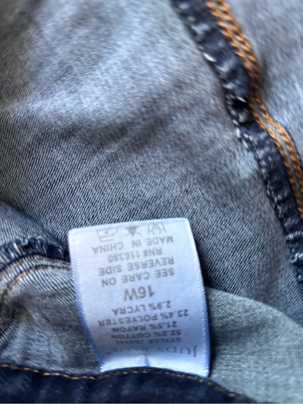 Judy blue jeans dark wash 16w
